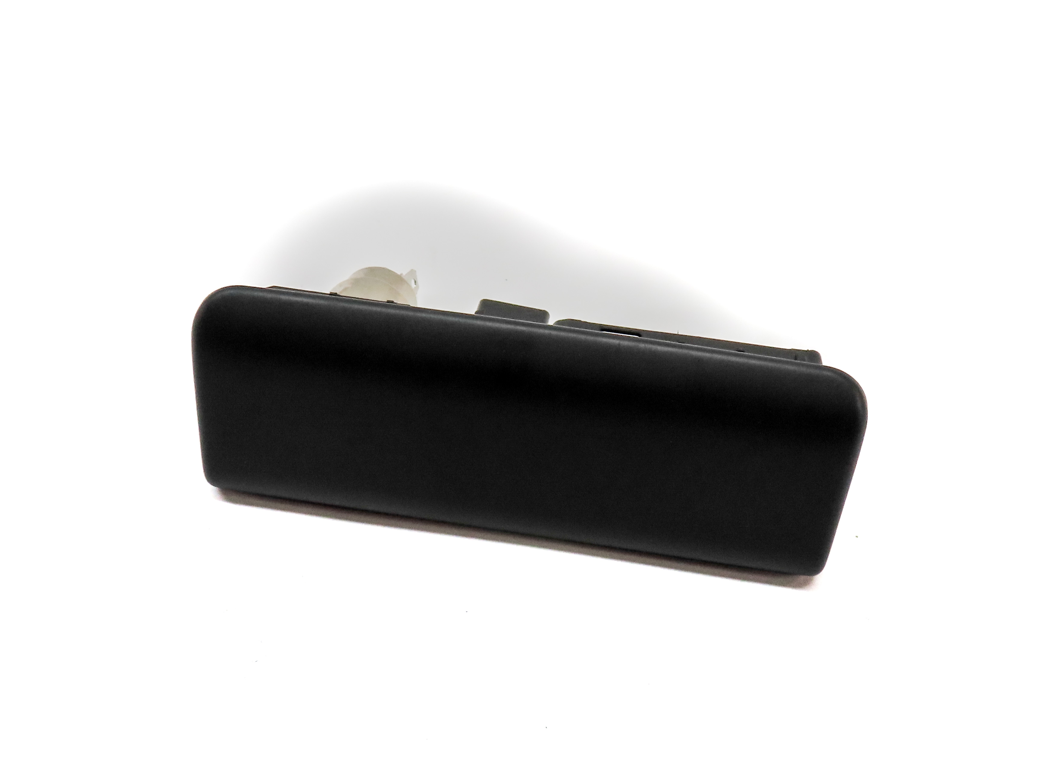 12 LAND ROVER LR4 (L319) RADIO STEREO AUXILIARY AUX AUDIO INPUT JACK w/12V PANEL — exact item pictured